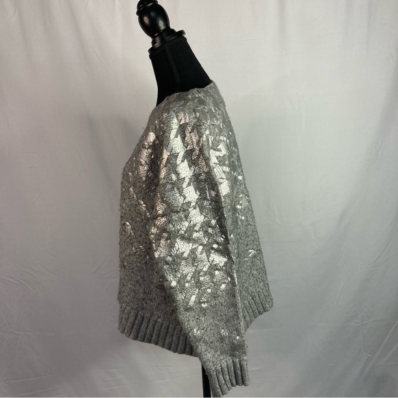 Lord & Taylor Silver & Grey Sweater - Picture 7 of 8